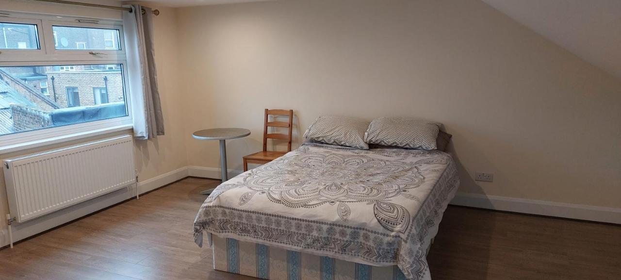 Family Friendly 3 Bedroom Flat Zone 2 - Children Stay Free! لندن المظهر الخارجي الصورة