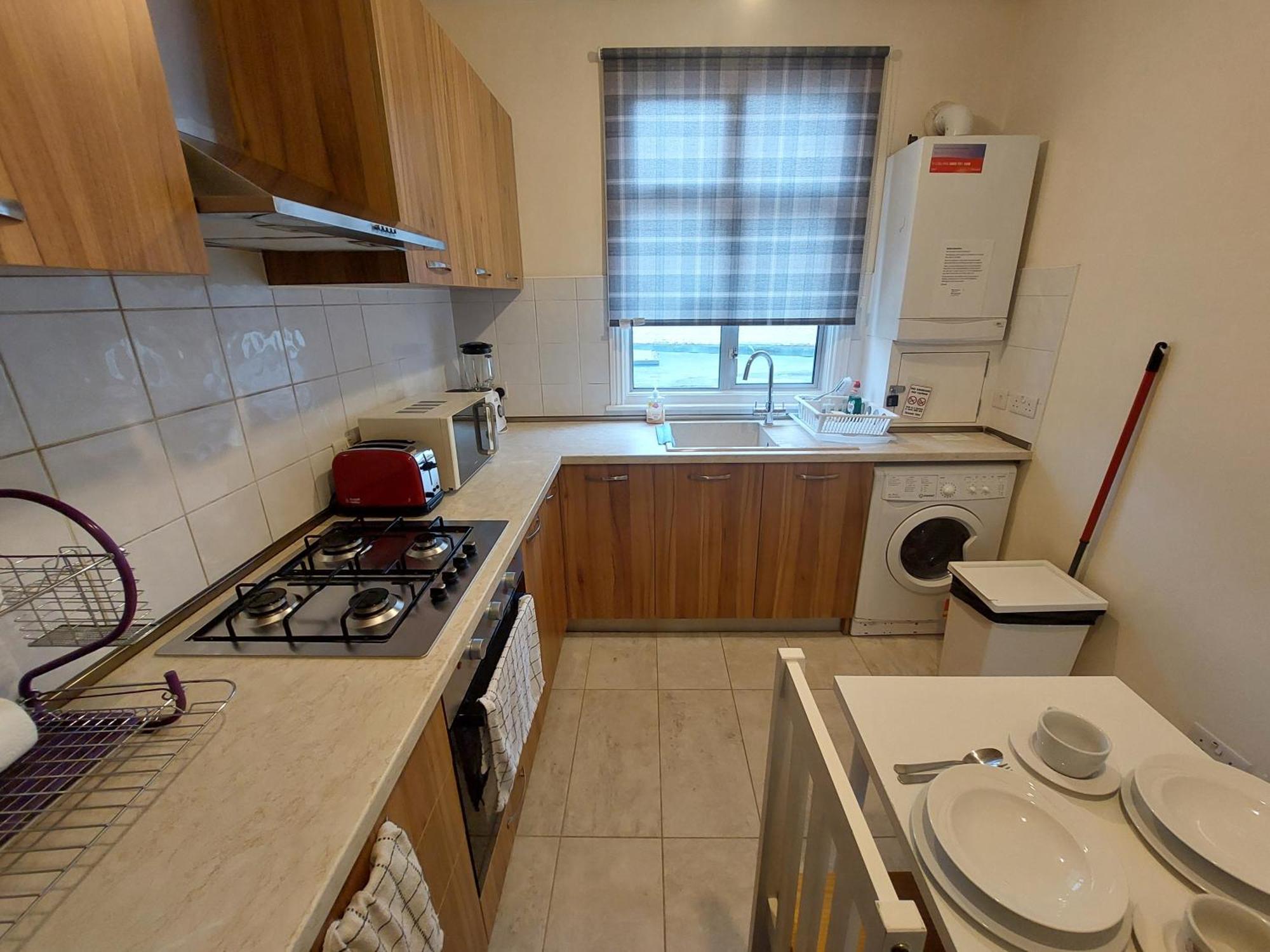 Family Friendly 3 Bedroom Flat Zone 2 - Children Stay Free! لندن المظهر الخارجي الصورة